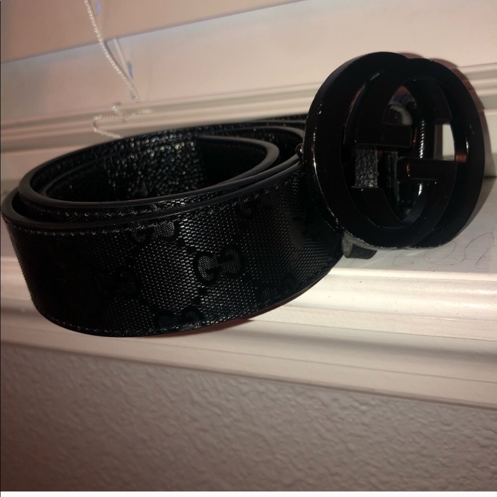 Black Gucci belt READ DESCRIPTION